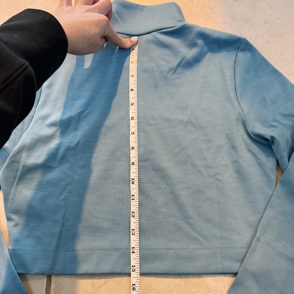 NWT Vuori Lux Rib Half Zip Long Sleeve Cropped Top in Stillwater Blue - Picture 8 of 10